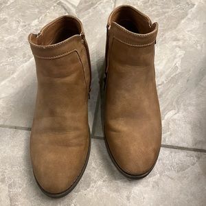 Abigail Side Zipper Ankle Boot size 8.